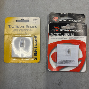 Replacement flashlight Bulb