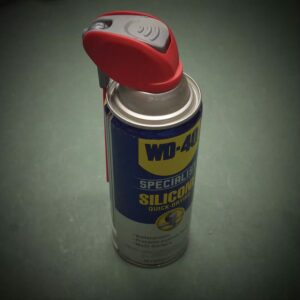 11oz WD-40 Silicone Lubricant